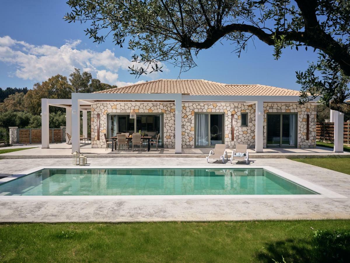 Gerakas Luxury Villas Vasilikí Esterno foto